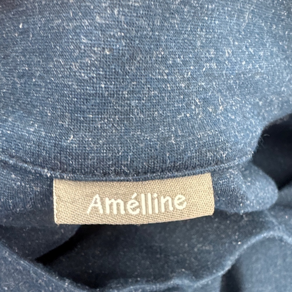 Amélline Navy Blue Dress with Black Accent - Picture 4 of 4